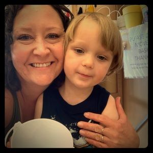 Meet your Posher, Rachel